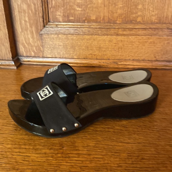 Chanel black clogs slides Sz 36 - Picture 3 of 5